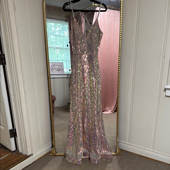 Clarisse Shimmering Sequin Dress - Picture 1 of 8